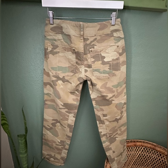 Pilcro Camo Pants - Picture 2 of 4